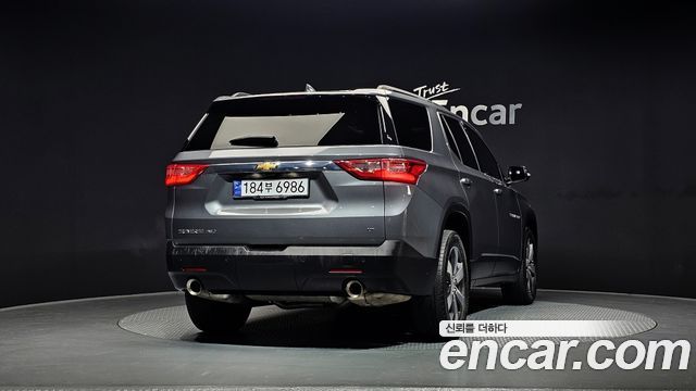 Chevrolet Traverse 3.6 AWD LT Leather Premium 2020 — фото 4