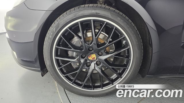 Porsche Panamera (971) 3.0 AWD 2020 — фото 5