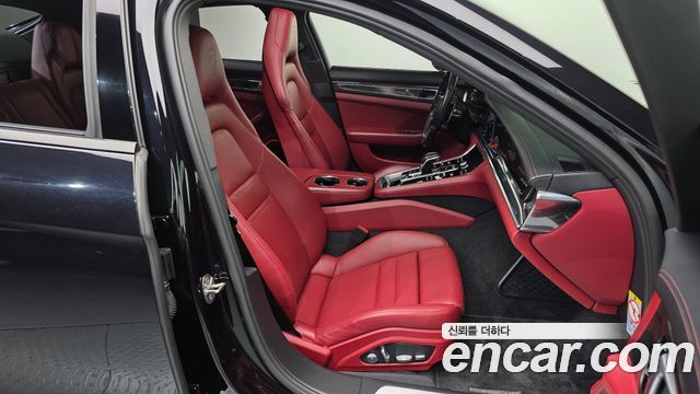 Porsche Panamera (971) 3.0 AWD 2020 — фото 11