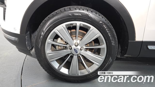 Ford Explorer 2.3 Limited 4WD 5th 2018 — фото 5