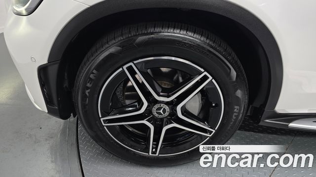 Mercedes-Benz GLC-Class (X253) GLC300 4MATIC 2022 — фото 5
