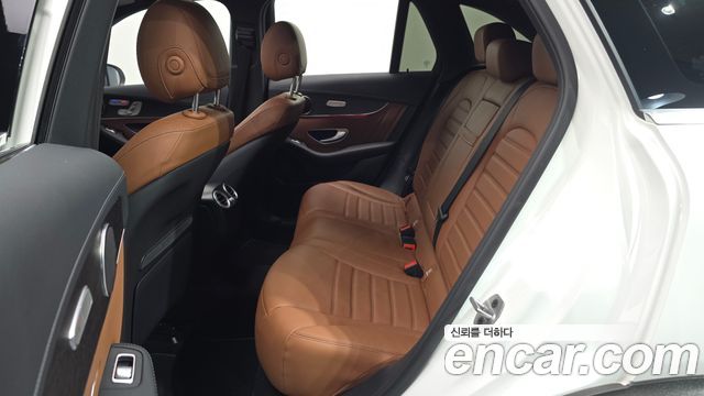 Mercedes-Benz GLC-Class (X253) GLC300 4MATIC 2022 — фото 12