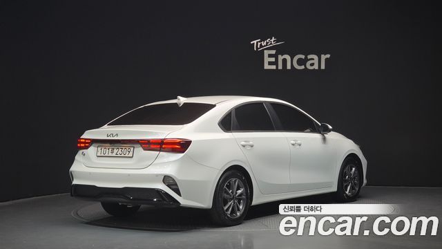 Kia K3 (II) 1.6 Prestige 2022 — фото 2