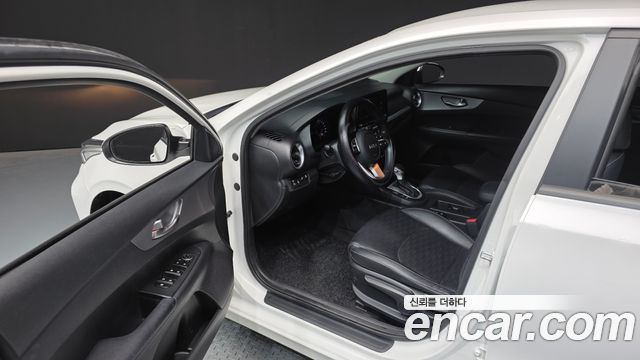 Kia K3 (II) 1.6 Prestige 2022 — фото 10