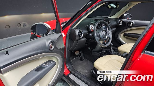 MINI Cooper D Countryman Standard 1st 2014 — фото 11