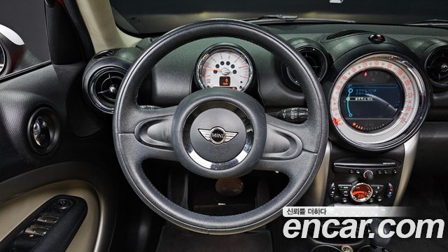 MINI Cooper D Countryman Standard 1st 2014 — фото 13