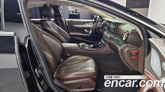 Mercedes-Benz CLS-Class (C257) CLS300d AMG Line 2019 — фото 10