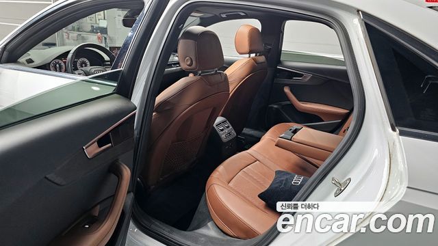 Audi A4 (B9) 45 TFSI Quattro Premium 2023 — фото 11