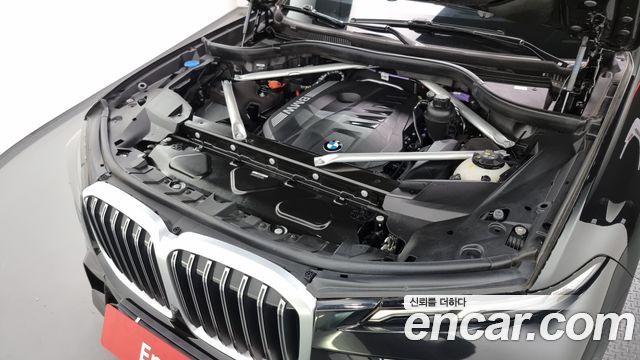 BMW X7 (G07) xDrive 40i M Sport 7STR 2024 — фото 6