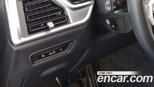 BMW X7 (G07) xDrive 40i M Sport 7STR 2024 — фото 16