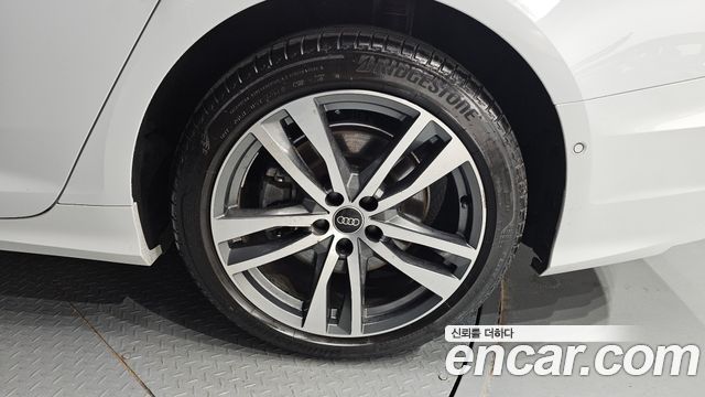 Audi A6 (C8) 45 TFSI Premium 2023 — фото 5
