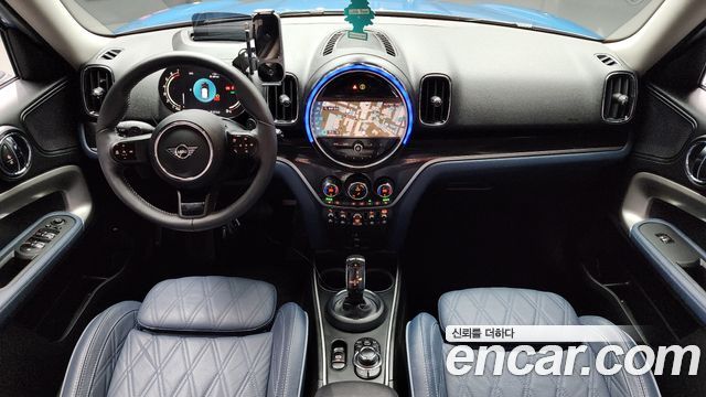 MINI Cooper S Countryman ALL4 Classic Launch Pack 2nd 2023 — фото 7