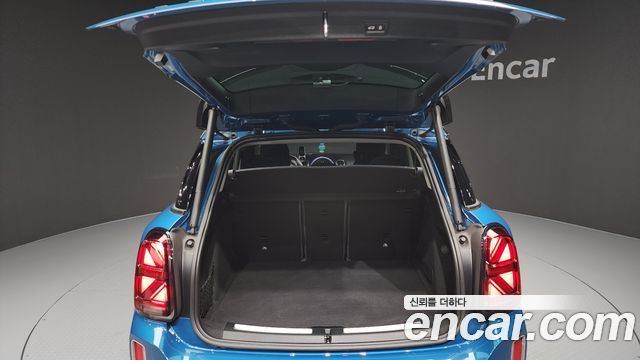 MINI Cooper S Countryman ALL4 Classic Launch Pack 2nd 2023 — фото 20