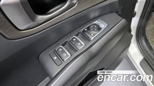 Kia Sorento (IV) Gasoline 2.5T 2WD Prestige 2024 — фото 17