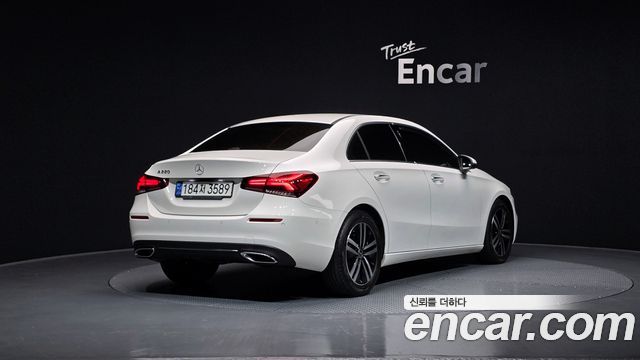 Mercedes-Benz A-Class (W177) A220 Sedan 2023 — фото 2