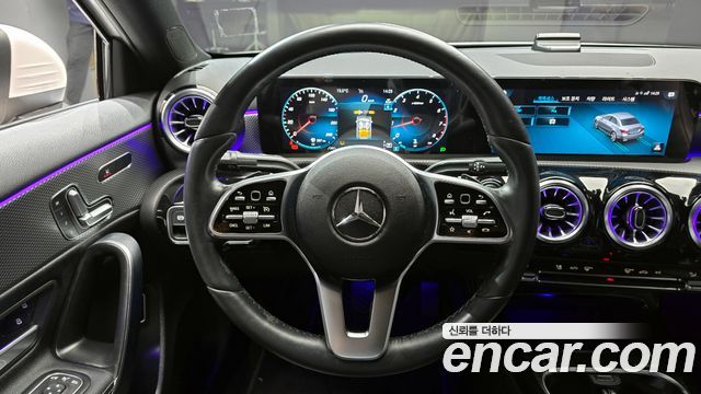 Mercedes-Benz A-Class (W177) A220 Sedan 2023 — фото 14