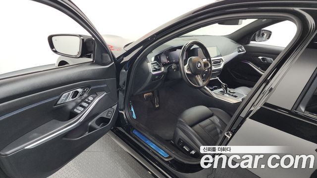 BMW 3 Series (G20) 320d Touring M Sport 2022 — фото 10