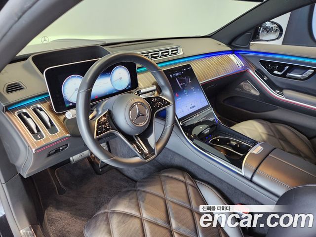 Mercedes-Benz S-Class (W223) Maybach S680 4MATIC 2023 — фото 17