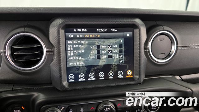 Jeep Wrangler (JL) 2.0 Overland Power Top 4Door 4xe 2022 — фото 16