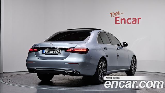 Mercedes-Benz E-Class (W213) E250 Avantgarde 2021 — фото 2