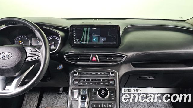 Hyundai Santa Fe Diesel 2.2 2WD Premium Choice 2021 — фото 16