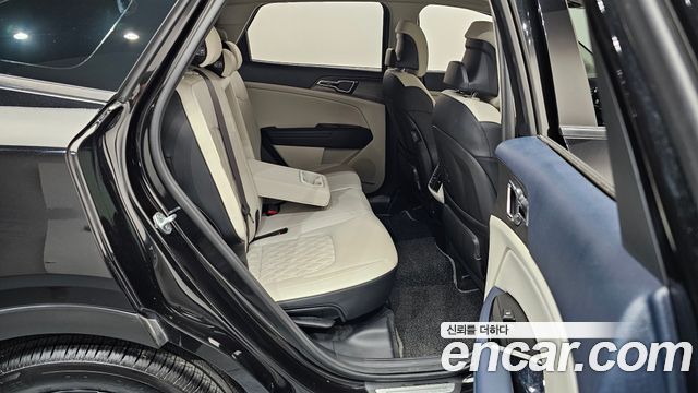 Kia Sportage (V) Gasoline 1.6 Turbo 2WD Signature Gravity 2022 — фото 16