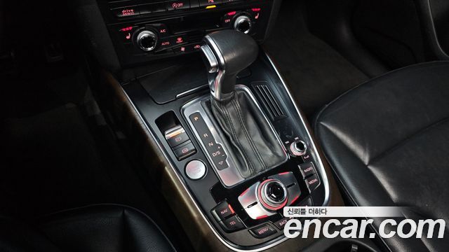 Audi Q5 45 TDI Quattro 8R 2015 — фото 9