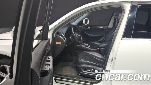 Audi Q5 45 TDI Quattro 8R 2015 — фото 10