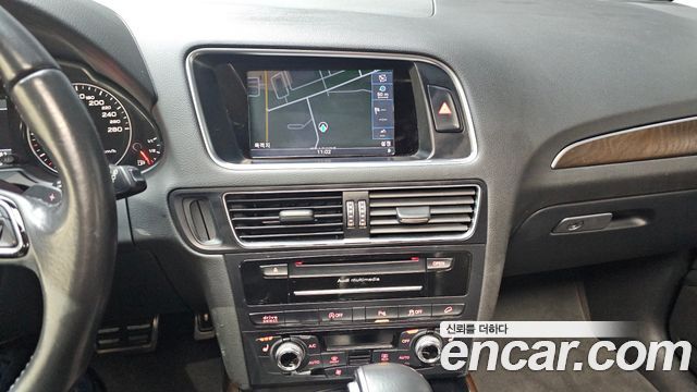 Audi Q5 45 TDI Quattro 8R 2015 — фото 14