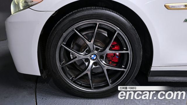 BMW 5 Series (F10) 520d M Sport 2013 — фото 5