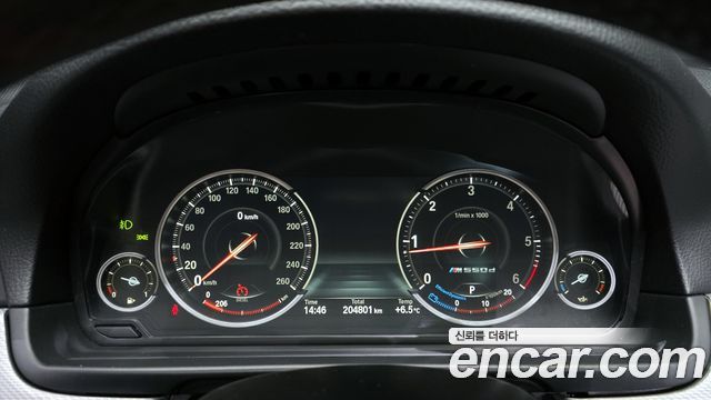 BMW 5 Series (F10) 520d M Sport 2013 — фото 8