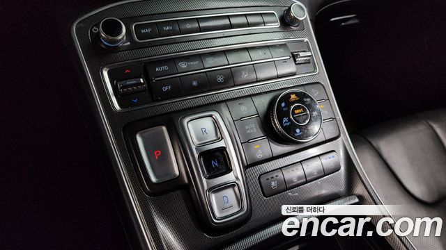 Hyundai Santa Fe Diesel 2.2 4WD Prestige 2021 — фото 9