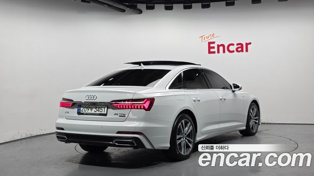Audi A6 (C8) 45 TFSI Quattro Premium 2021 — фото 2