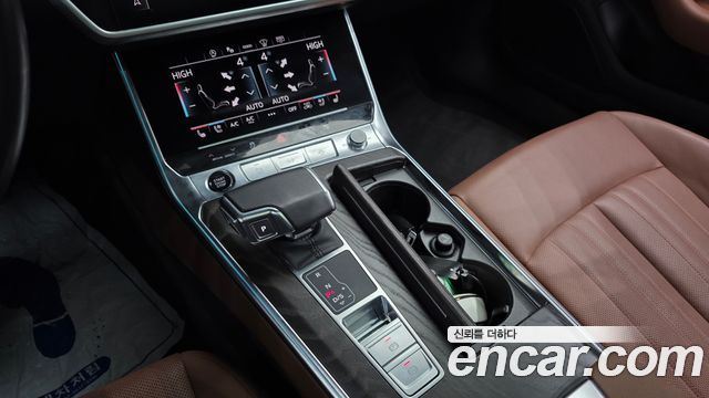 Audi A6 (C8) 45 TFSI Quattro Premium 2021 — фото 9