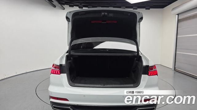 Audi A6 (C8) 45 TFSI Quattro Premium 2021 — фото 20