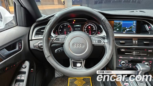 Audi A4 35 TDI Quattro Comfort Edition B8 2015 — фото 13
