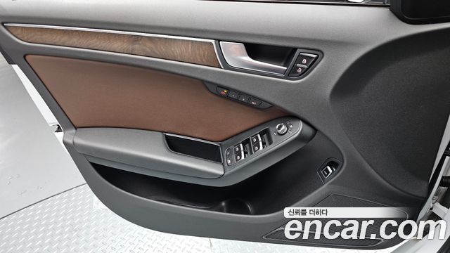 Audi A4 35 TDI Quattro Comfort Edition B8 2015 — фото 14