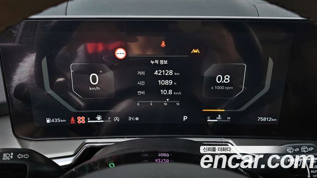 Kia Sorento (IV) Gasoline 2.5T 2WD Noblesse 2024 — фото 8