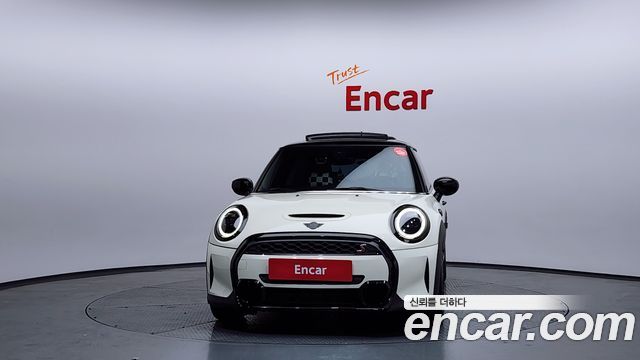 MINI Cooper S Classic Launch Pack Third Generation 2022 — фото 3