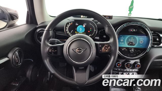 MINI Cooper S Classic Launch Pack Third Generation 2022 — фото 13