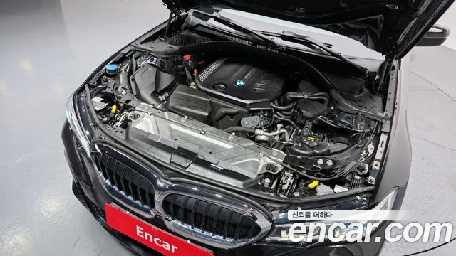 BMW 3 Series (G20) 320d Touring M Sport 2021 — фото 6