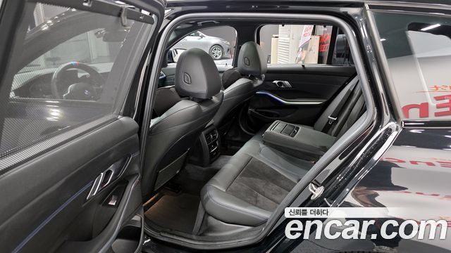 BMW 3 Series (G20) 320d Touring M Sport 2021 — фото 11