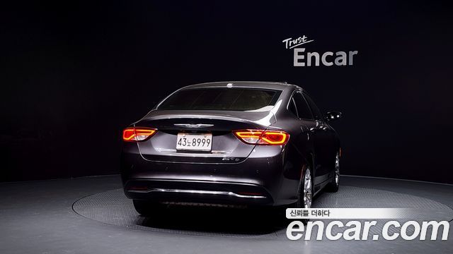 Chrysler 200 (II) 2.4 C 2015 — фото 4
