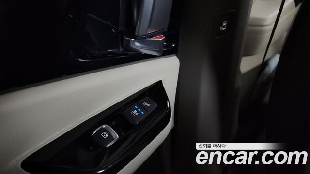 Kia Carnival (IV) Gasoline 7-Seater Hi-Limousine Signature 2021 — фото 18
