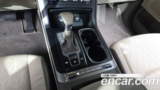 Kia Carnival (IV) Diesel 11-Seater Prestige 2022 — фото 9