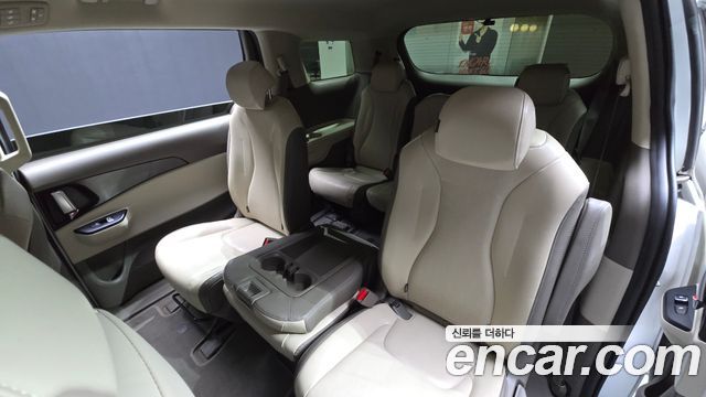 Kia Carnival (IV) Diesel 11-Seater Prestige 2022 — фото 12