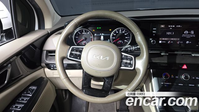 Kia Carnival (IV) Diesel 11-Seater Prestige 2022 — фото 13