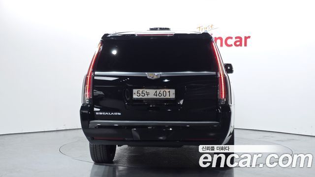 Cadillac Escalade 6.2 ESV 4th 2017 — фото 4