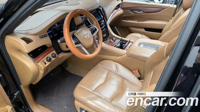 Cadillac Escalade 6.2 ESV 4th 2017 — фото 7
