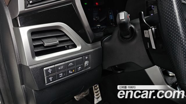KG Mobility (SsangYong) Beautiful Korando Gasoline 1.5 2WD C7 2022 — фото 16